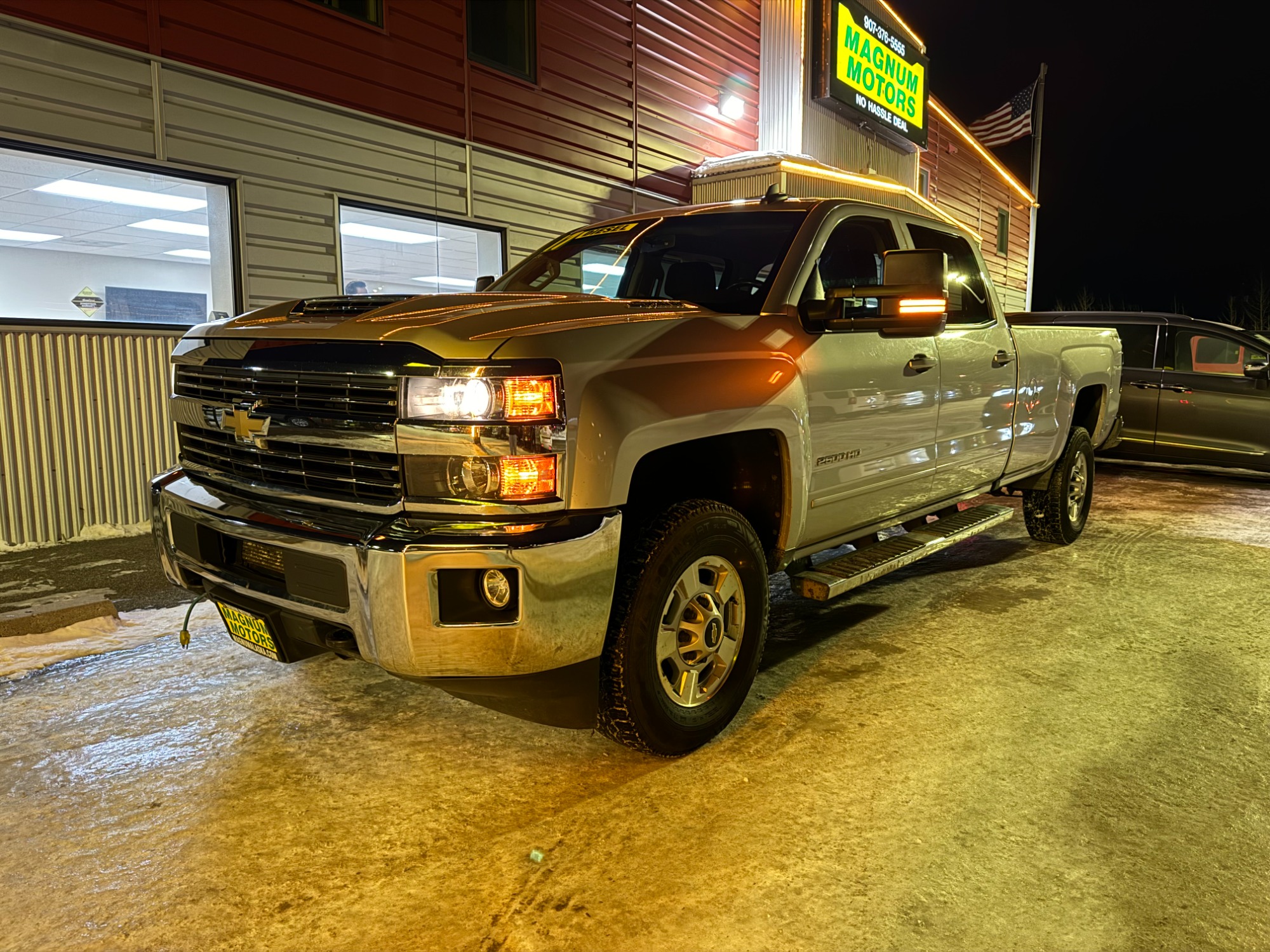 photo of 2017 Chevrolet Silverado 2500HD LT Crew Cab Long Box 4WD *Diesel*